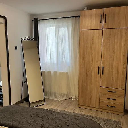 Cozy House In Elegant Cotroceni Area Vakantiehuis Boekarest